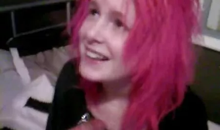 Hành động dưới chân game show sex nhật trần