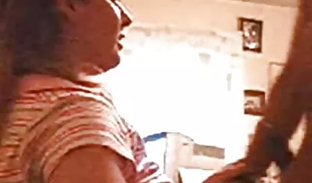 Phục vụ tôi, vuốt ve tôi. sex game show nhật bản