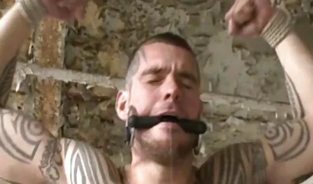 Cô gái tóc vàng âm đạo game nhật sex