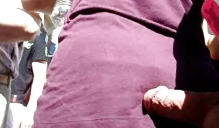 anh ấy là một tro choi nhat ban sex diễn viên khiêu dâm.