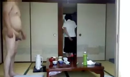 Ít màu đỏ đàn ông trong show sex nhat xe.