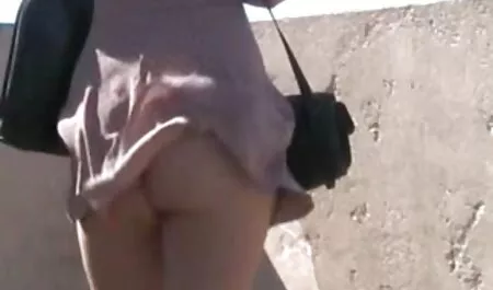 Người phụ nữ đầu tiên game show sex nhat ban làm cho lỗ cho đến khi cô sinh ở đây.