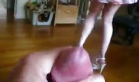 Các y game show tinh duc nhat ban tá, một tay thư giãn, công việc gần.