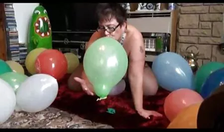 Người yêu, người yêu trò chơi nhục một người đàn ông trần truồng game sex nhật bản